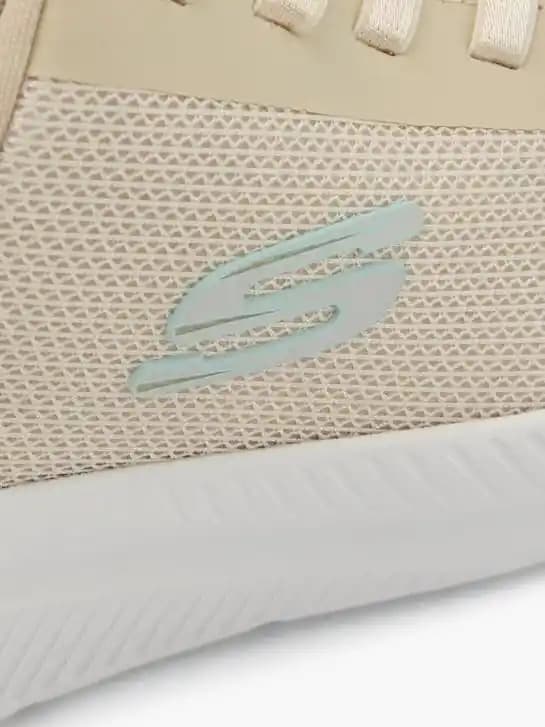 Skechers Krem Ürünleriyle Günümüz Moda Trendlerine Uyum Sağlayan Konfor ve Şıklık