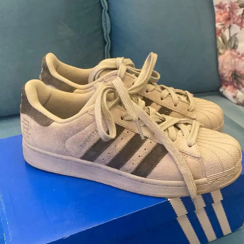 Süperstar Özel Seri: Genç ve Yenilikçi Moda Trendlerini Yansıtan Koleksiyon