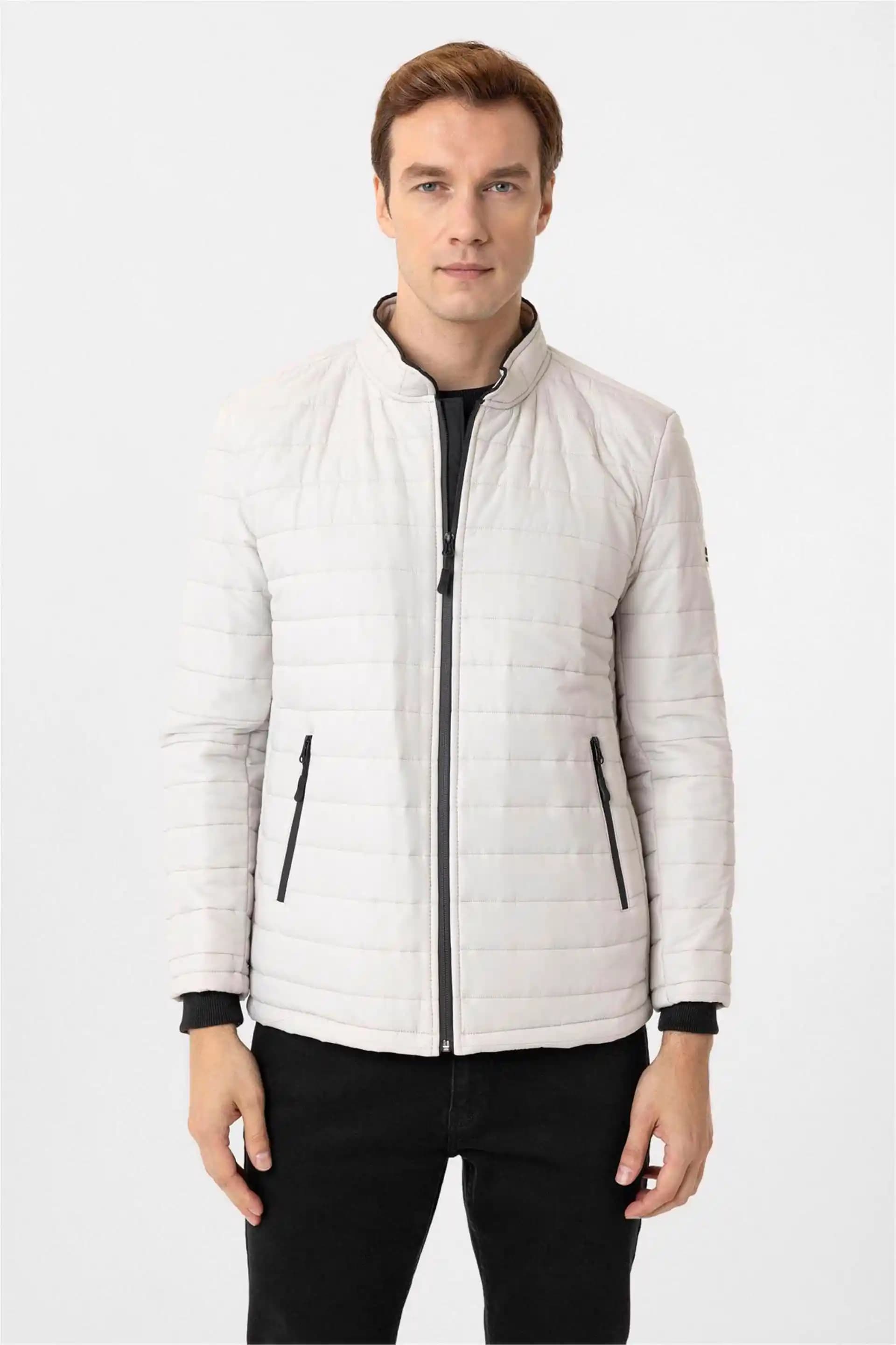 Süvari Kapitone Mont: Klasik ve Modern Stil Uyumu İçin En İyi Seçenekler