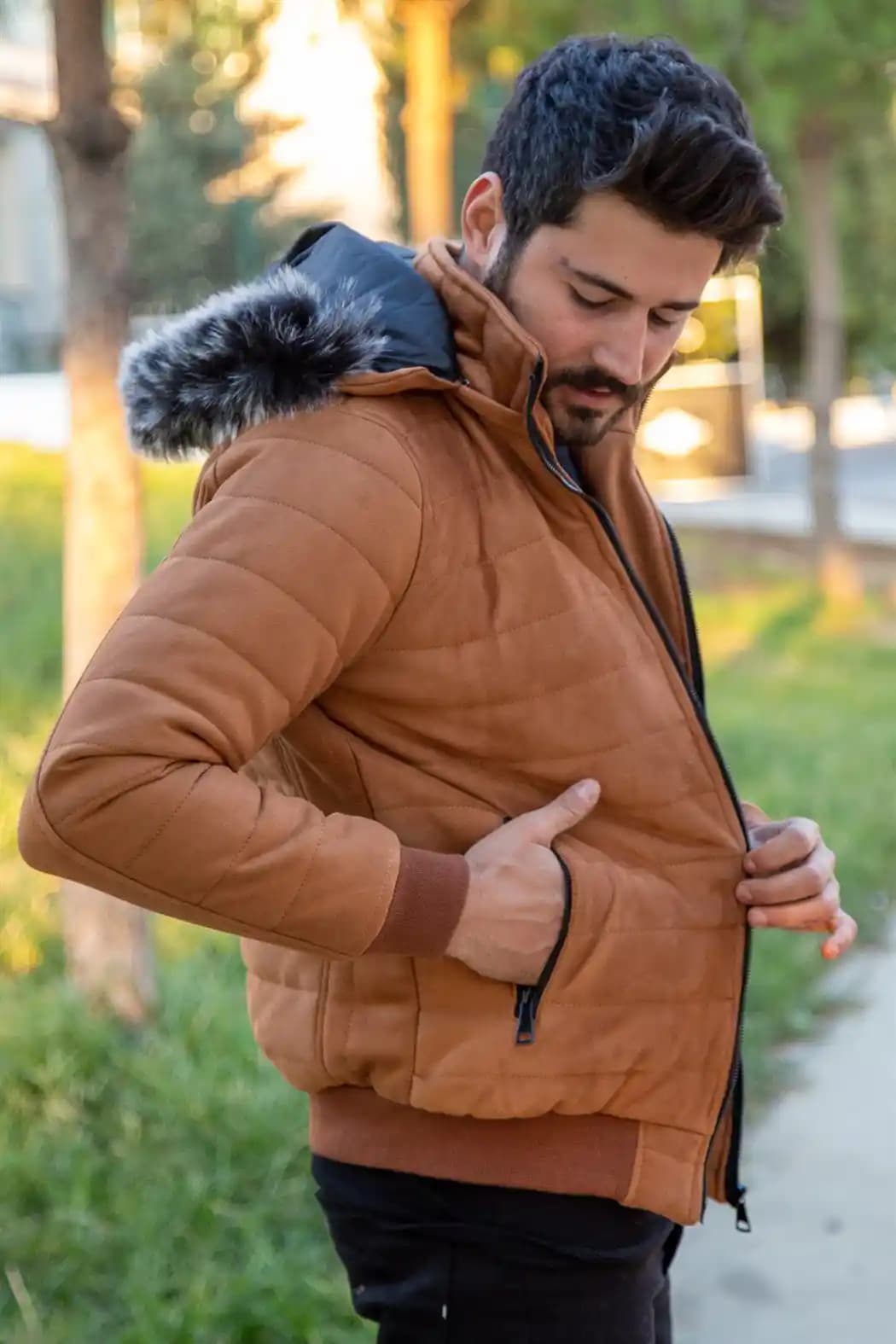 Taba Kürklü Montlar: Güncel Trendler, Stil Önerileri ve Bakım İpuçlarıyla Şıklık