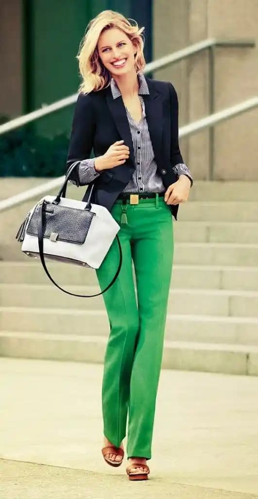 Taba Rengi Ayakkabı Kombinleri ile Şıklığınızı Yükseltin Kadınlar İçin Stil Rehberi