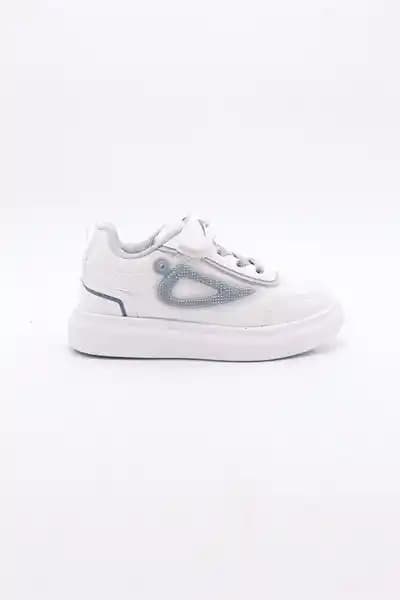 Taksitli Ayakkabılar: Moda Dünyasında Erişilebilirlik ve Trendler Analizi