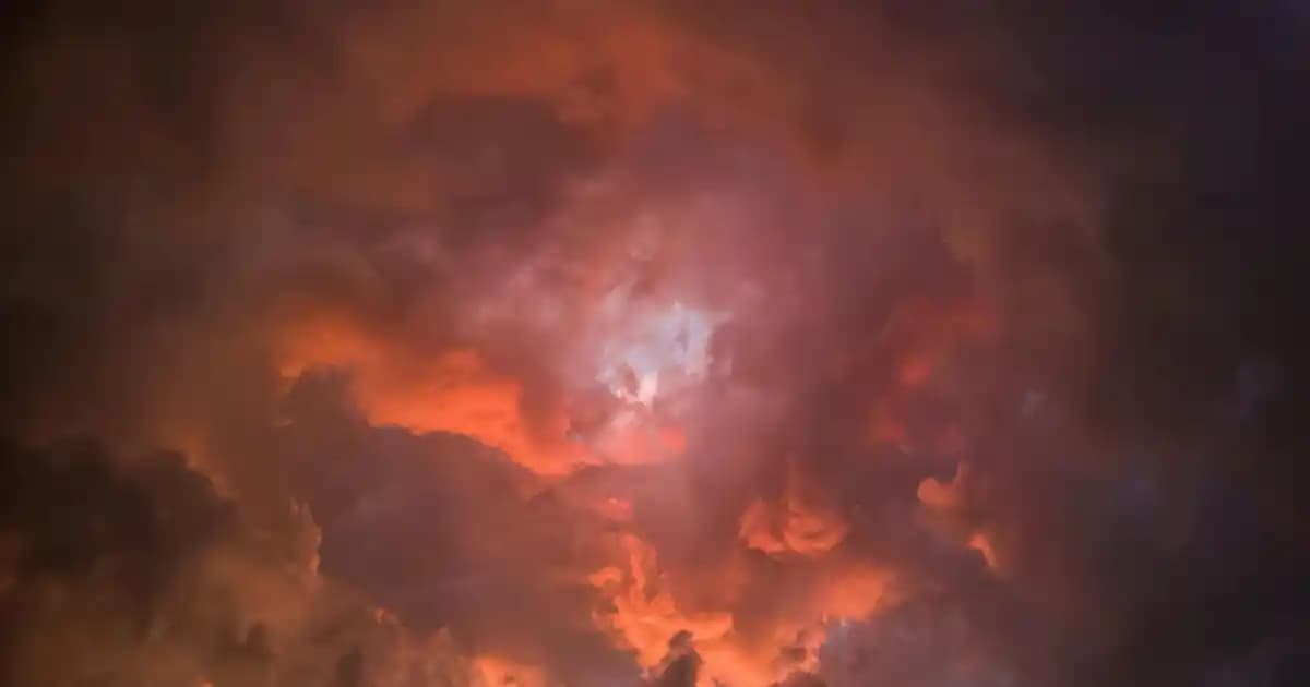 Tarçın Renginin Moda Dünyasındaki Yeri ve Kombinasyon Önerileri