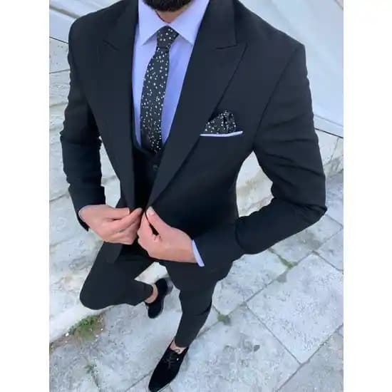 Tarz Takım Elbise Nedir ve Güncel Moda Trendleriyle Şıklık Yaratmanın Yolları