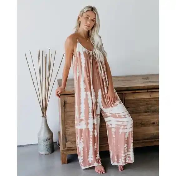 Tatilde Giyilecek Kıyafetler: Konfor ve Şıklığı Bir Arada Sunan Rehber