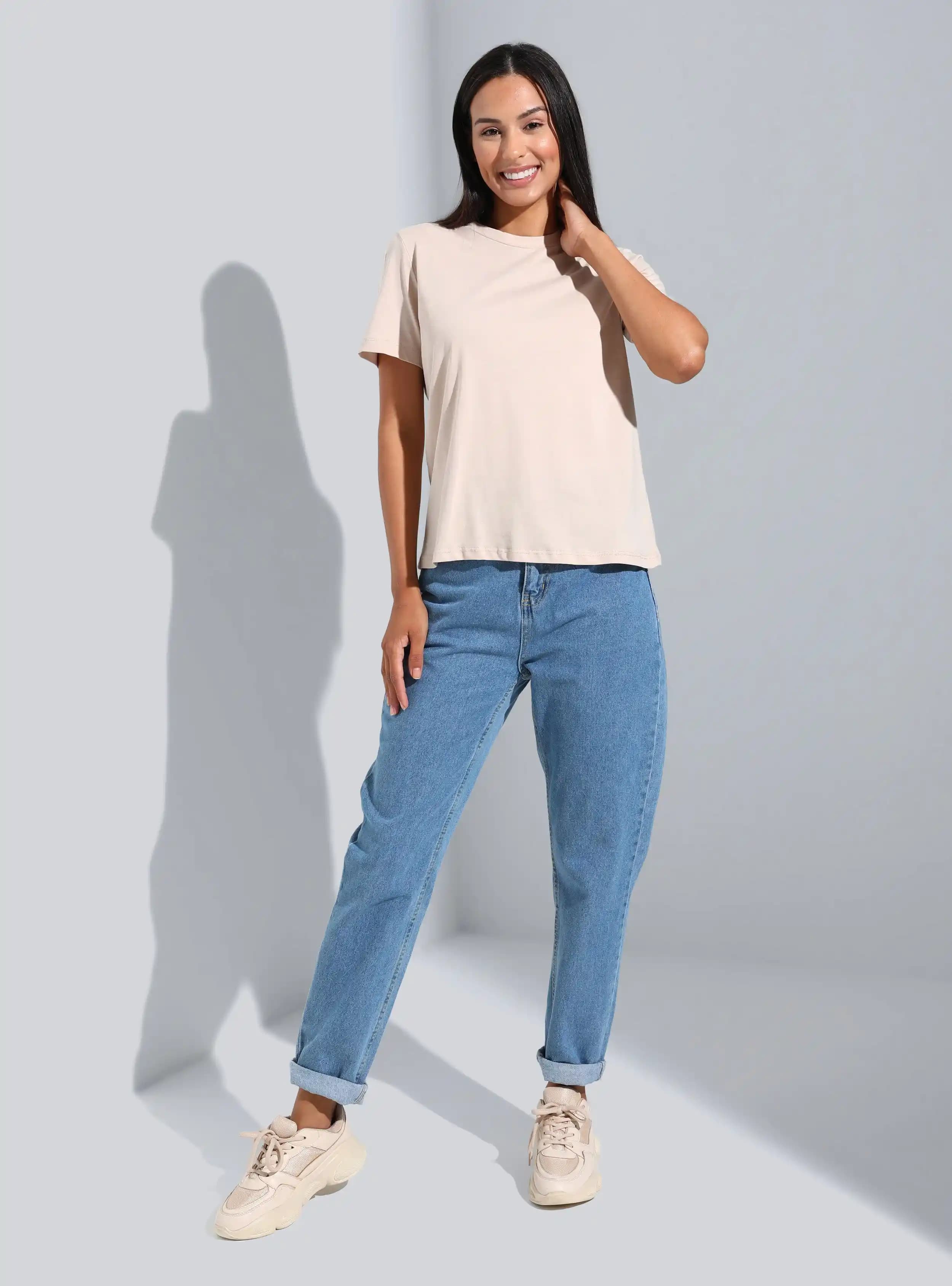 Ten Rengine Uygun Tişört Renkleri ve Moda Trendleri Hakkında Kapsamlı Rehber