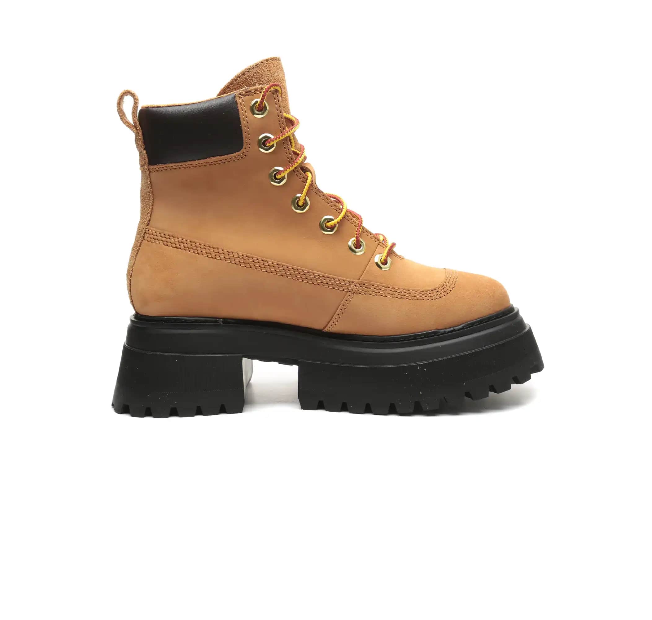 Timberland Kadın Spor Ayakkabıları: Şıklık ve Konforun Modern Buluşması