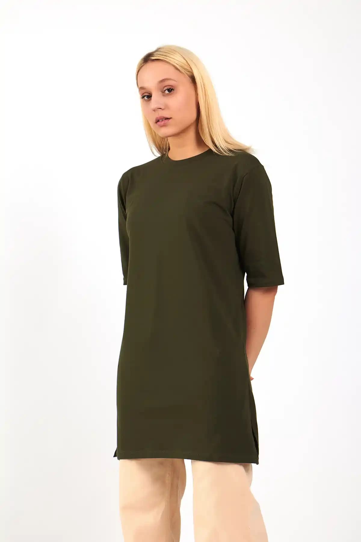 Tişört Modasında Güncel Trendler ve Stil İpuçları 2023 Yılında Nasıl Seçilir ve Kombinlenir