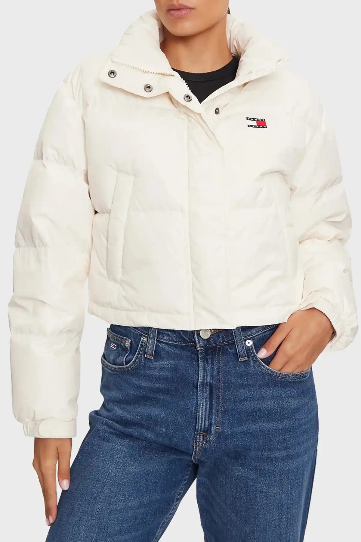 Tommy Bayan Mont Koleksiyonu 2025 Trendleri ve Fonksiyonellik Özellikleri