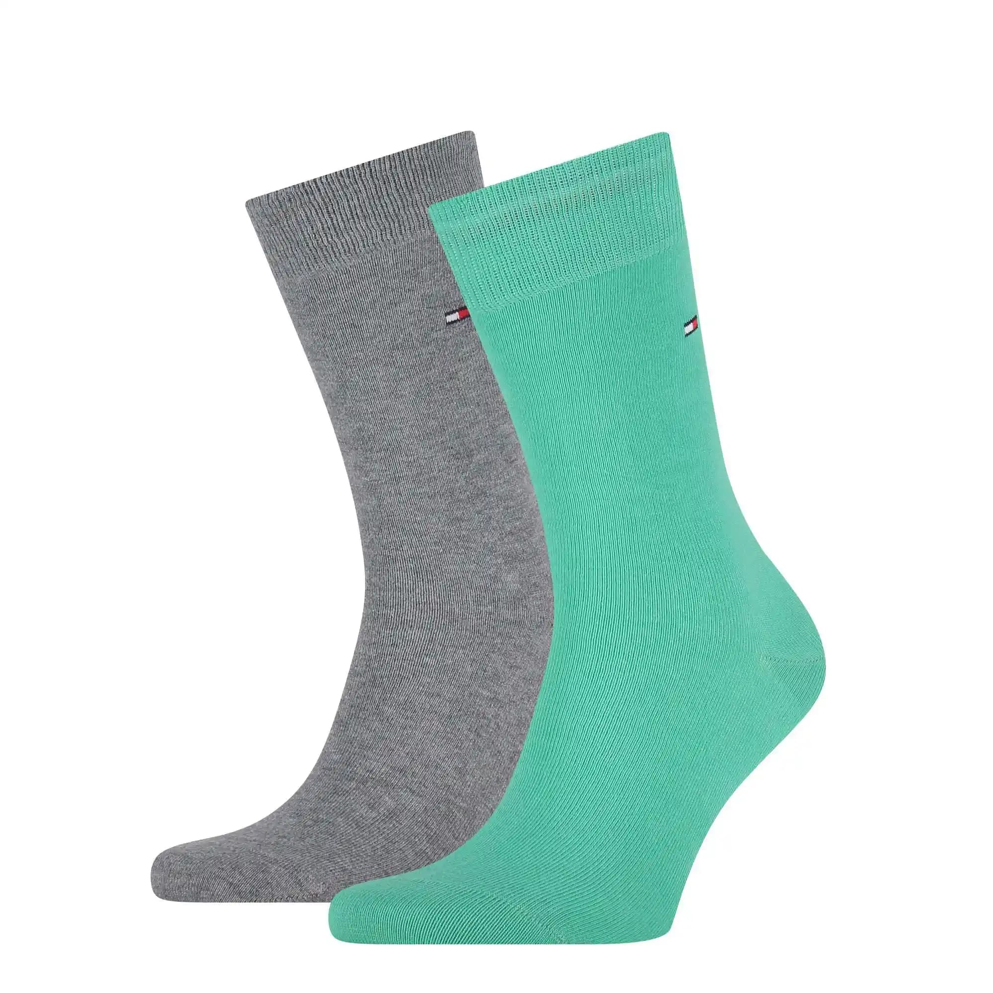 Tommy Erkek Çoraplarının Moda Dünyasındaki Yeri ve Stil İfadesi