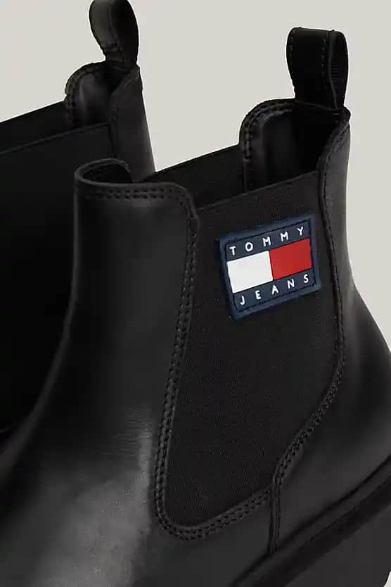 Tommy Hilfiger Erkek Botları Modaya Uygun Şıklık ve Konfor Sunar