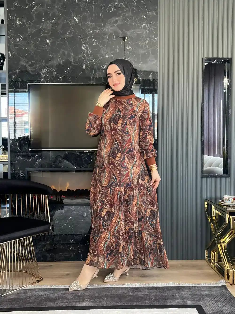 Toprak Butik Elbise Modelleri: Güncel Trendler ve Şık Tasarımlar