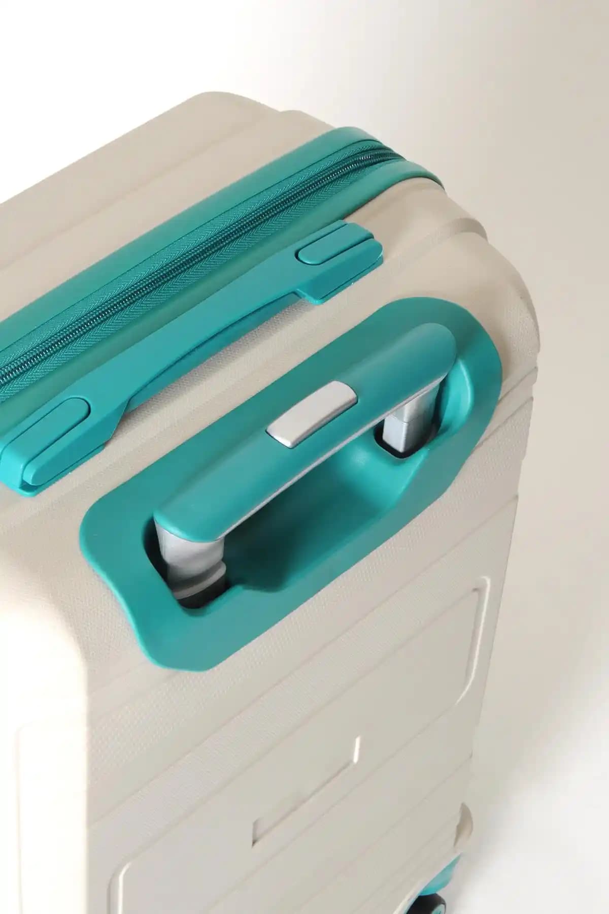 Travel Polo Valizleri ile Moda ve Fonksiyonelliğin Modern Buluşması