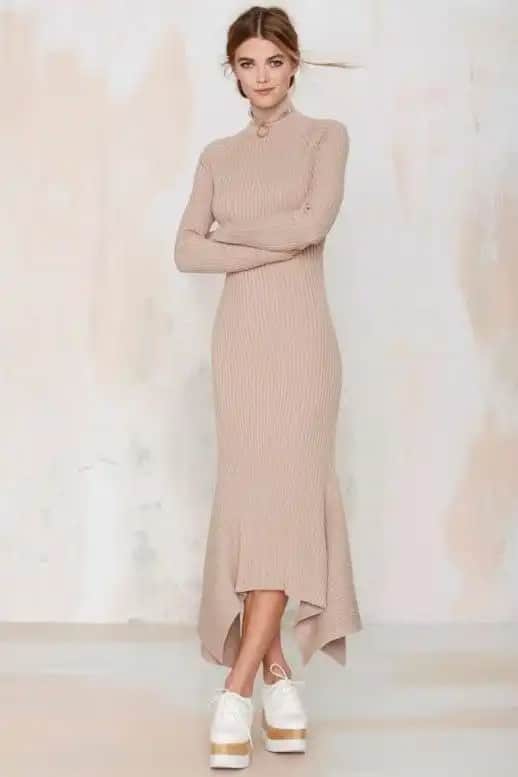 Triko Elbise Altına Uygun Ayakkabı Seçenekleri ve Stil İpuçları