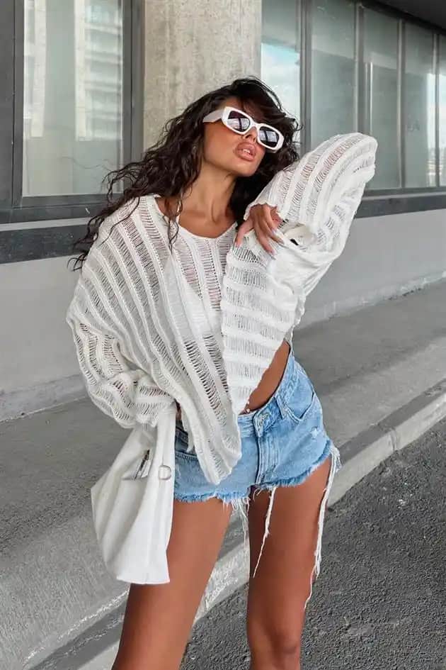 Triko Salaş Kazaklar Moda Dünyasında Rahatlık ve Şıklığın Buluşması