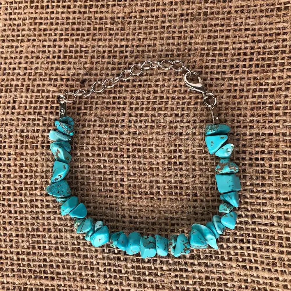 Turkuaz Taş Bileklikler: Tarihçe, Anlam ve Modern Tasarımlarla Şıklık