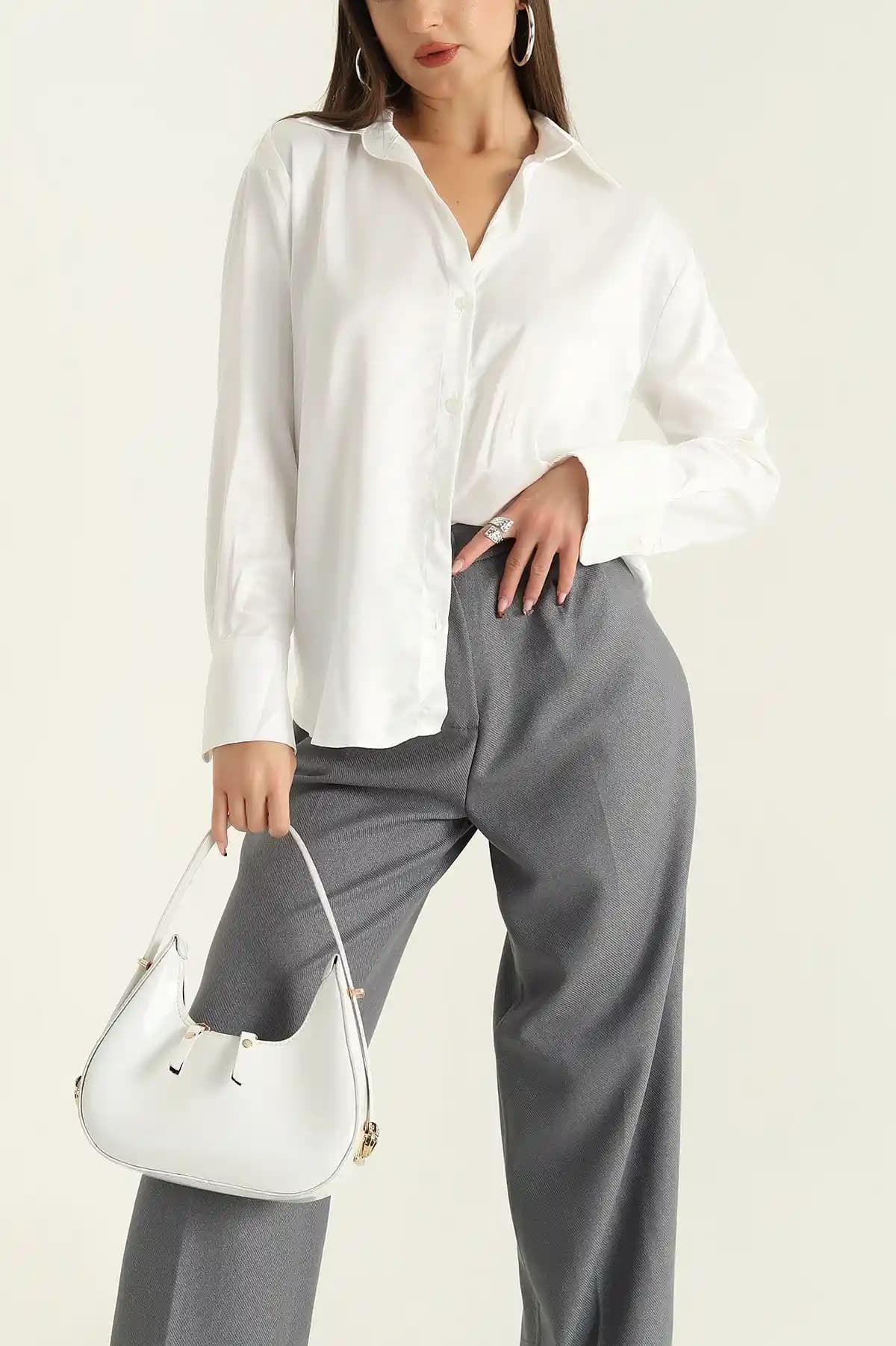 Uzun Kollu Bayan Gömlekleri: Moda Trendleri, Kombinasyonlar ve Kumaş Seçenekleri