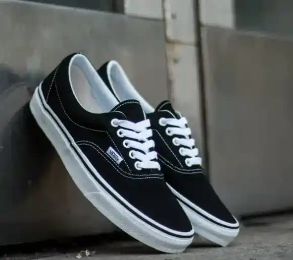 Vans Bez Ayakkabılar: Sürdürülebilir Moda ve Yenilikçi Tasarımlarla Geleceğin Trendleri
