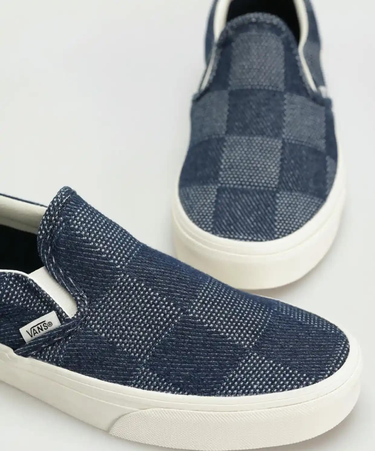 Vans Classic Erkek Modelleriyle Zamansız Şıklık ve Güncel Trendler