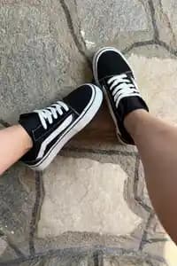 Vans Kalın Taban Modelleri: Moda ve Konforun Buluştuğu Güncel Trendler