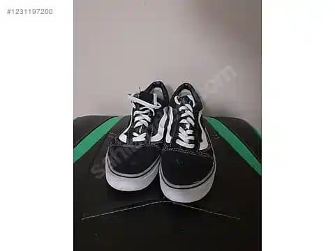 Vans Orijinal Ayakkabılar: Kalite ve Stil İçin Güvenilir Tercih Rehberi