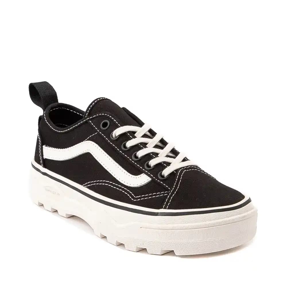 Vans Sentry Old Skool: Sokak Modasının İkonik ve Modern Sneaker Modeli Özellikleri