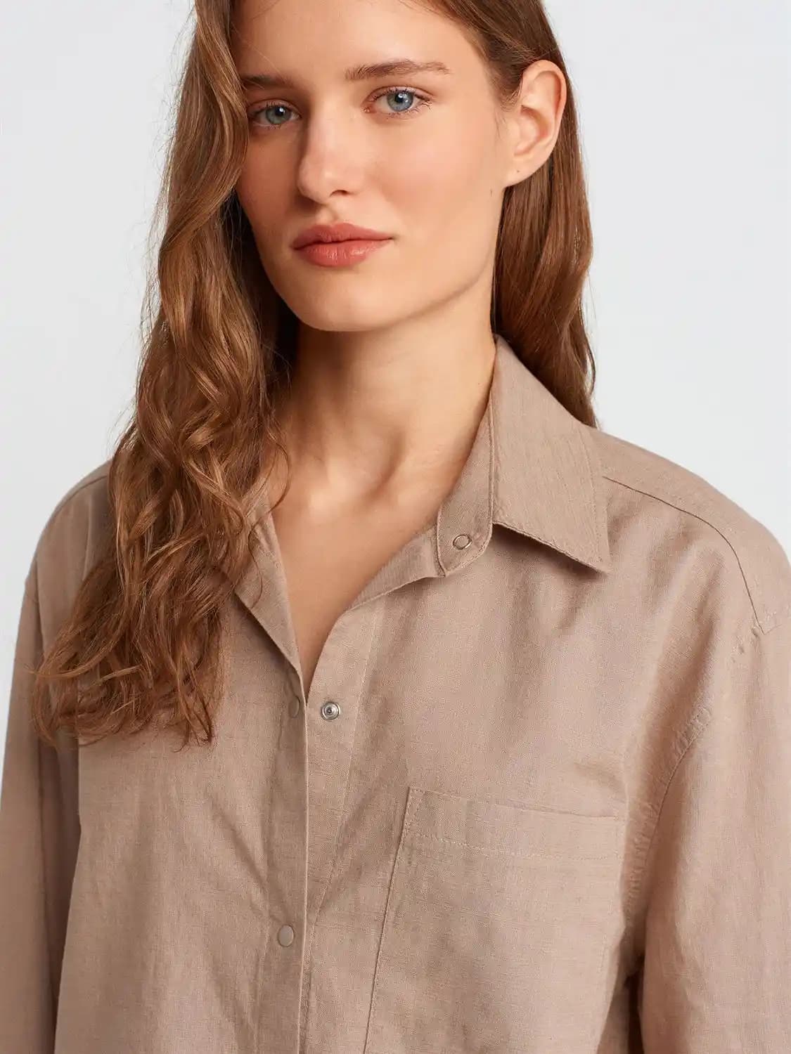 Vizon Gömleklerin Moda Dünyasındaki Yeri ve Kombinasyon İpuçları