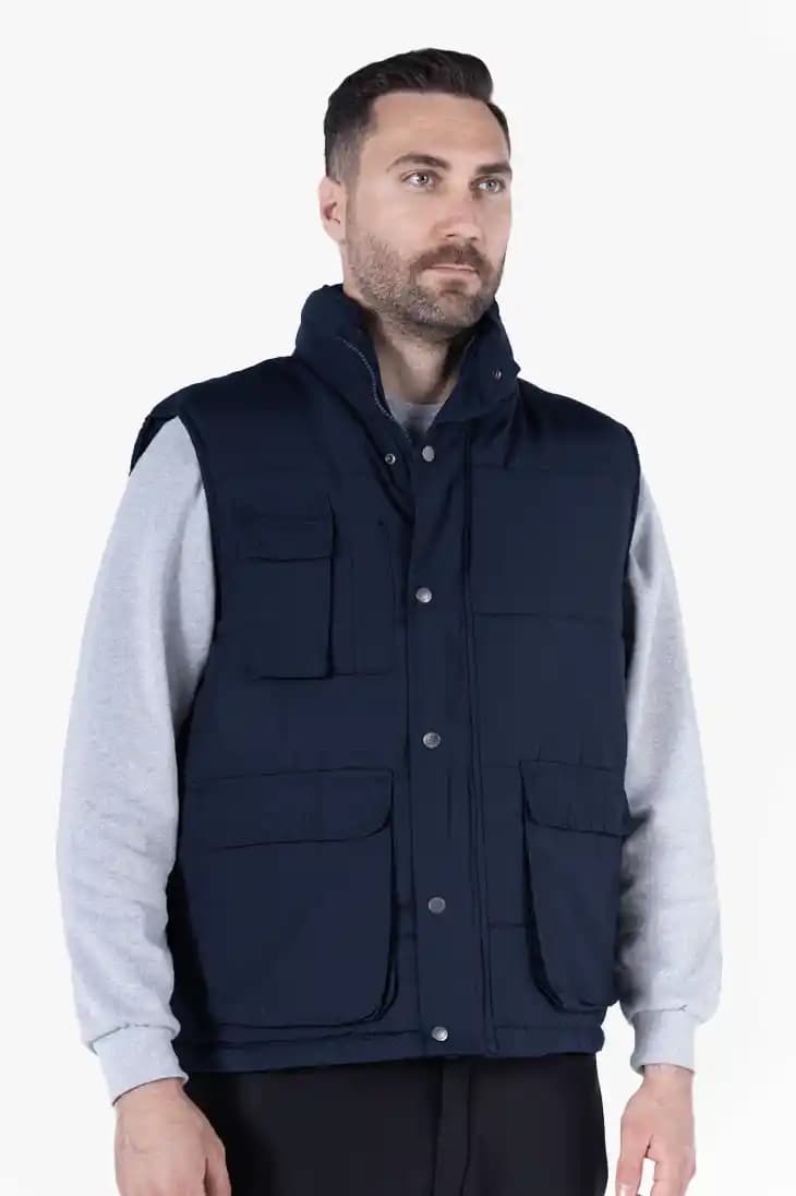 Yakalı Yelek Modası: Güncel Trendler ve Stil İpuçlarıyle Şıklık Yaratın