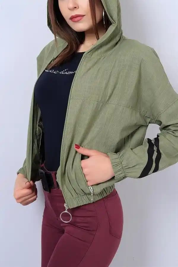 Yaz Ayları İçin Şık ve Rahat Keten Mont Seçenekleri ve Stil İpuçları