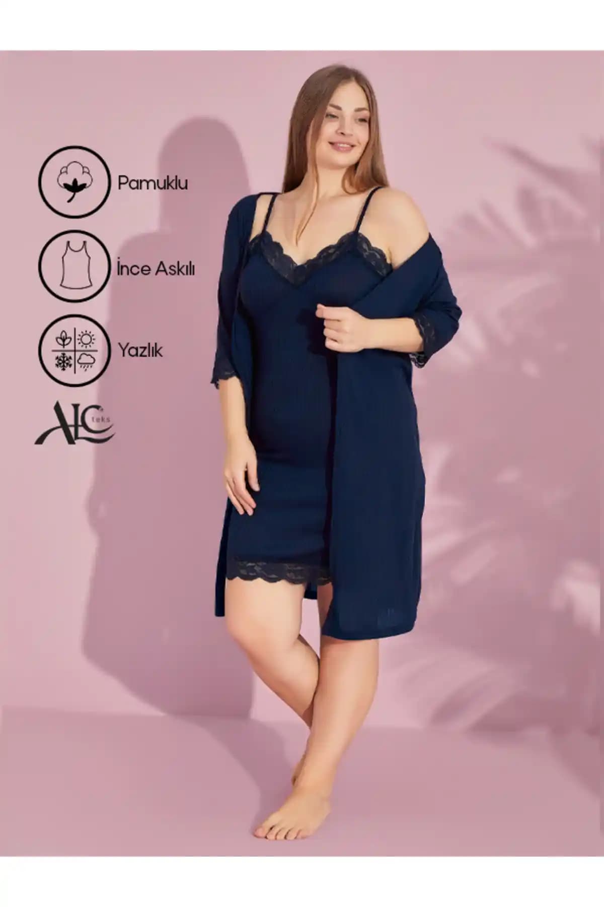 Yazlık Gecelik Takımları: Şıklık ve Konforun Bir Arada Olduğu Yaz Moda Trendleri