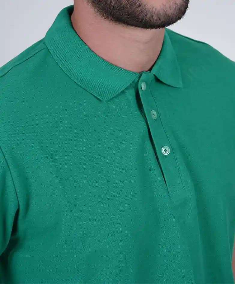 Yeşil Lakos Tişörtlerin Moda Dünyasında Doğa ve Sürdürülebilirlik ile Buluşması