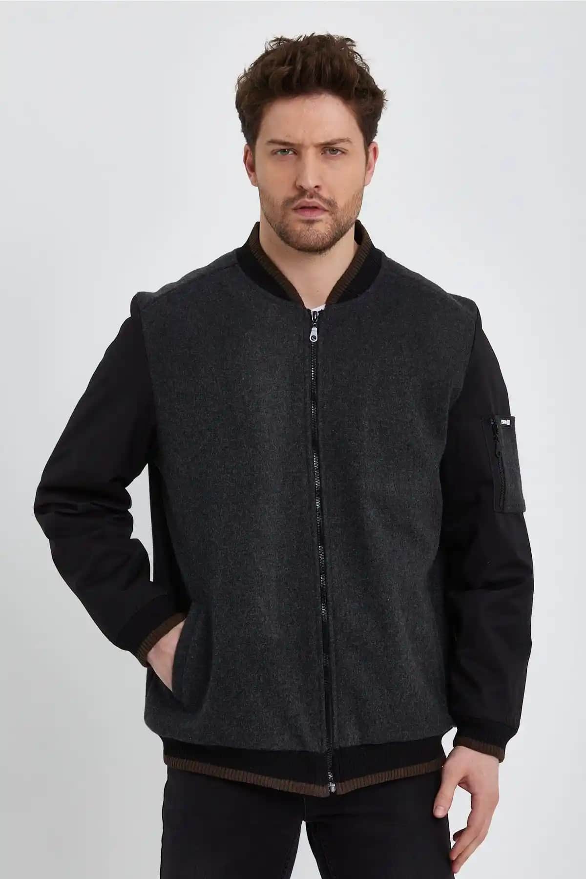 Yünlü Mont Seçimi ve Bakımı: Kış Modasında Şıklık ve Fonksiyonellik