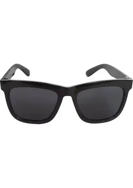 Çocuklar İçin Güvenli ve Şık Siyah Güneş Gözlüğü Tasarımı ve Özellikleri