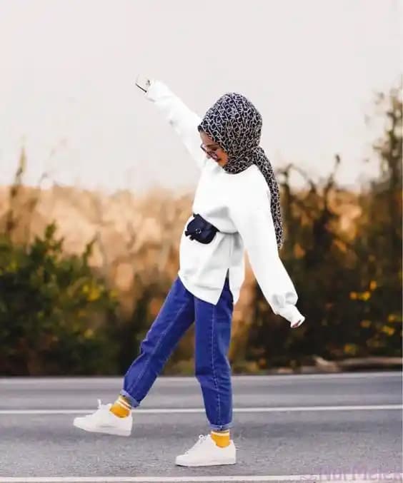 17 Yaş Gençler İçin Stil Rehberi: Trendler ve Kişisel Tarzın En İyi Kombinleri