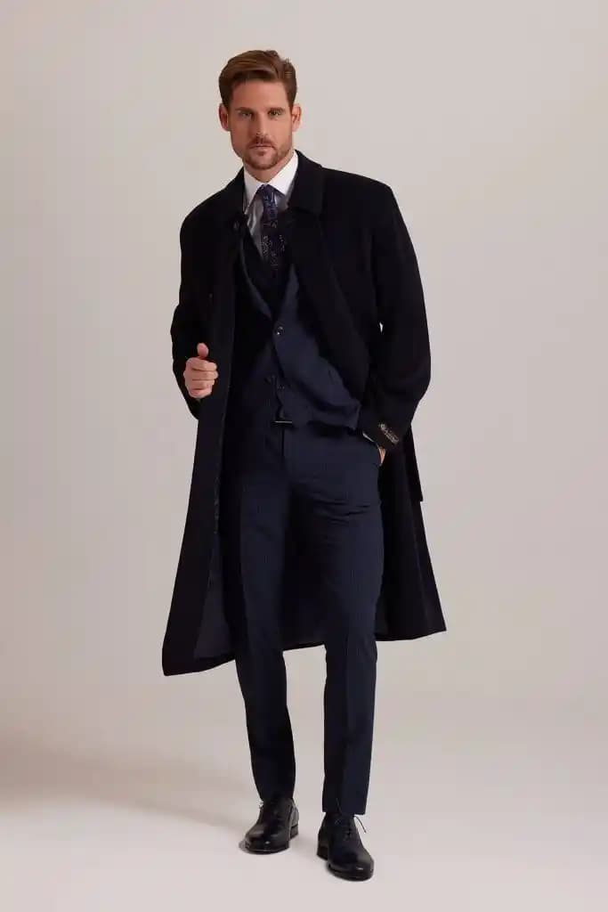 İtalyan Erkek Giyim Tarzı: Klasik ve Modern Unsurların Şık Buluşması