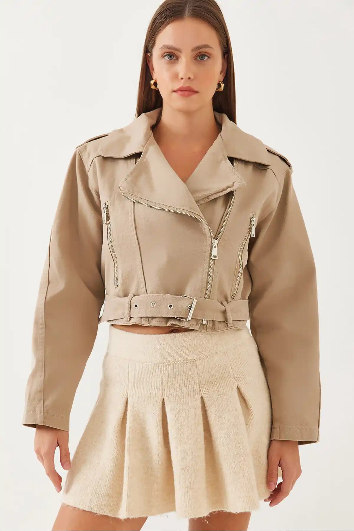 Bianco Lucci Kadın Gabardin Motorcu Ceket: Şık ve Fonksiyonel Modern Tasarım