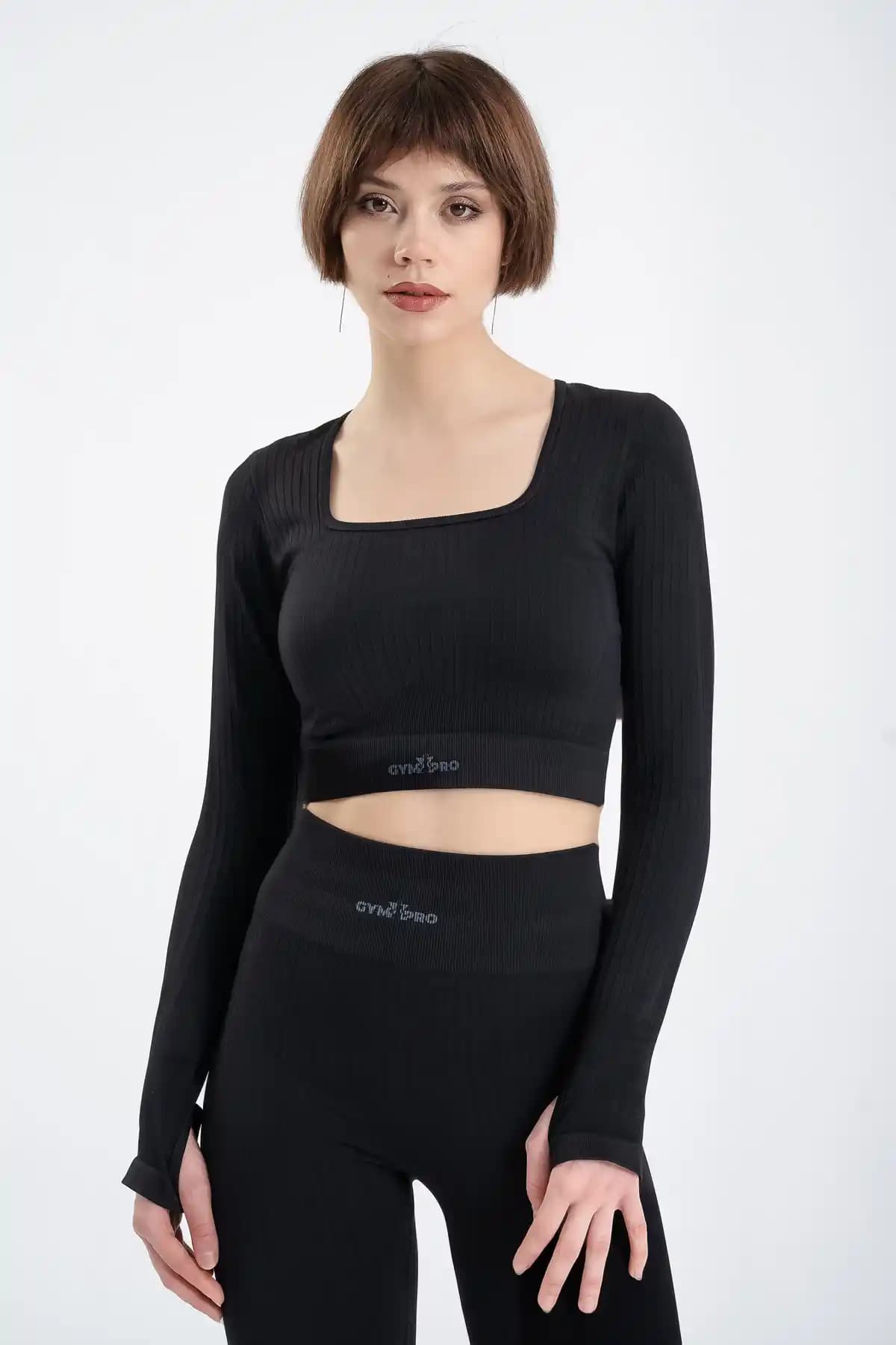 GYMXPRO Süper Esnek Dikişsiz Kare Spor Crop: Modern ve Konforlu Aktif Giyim Seçeneği