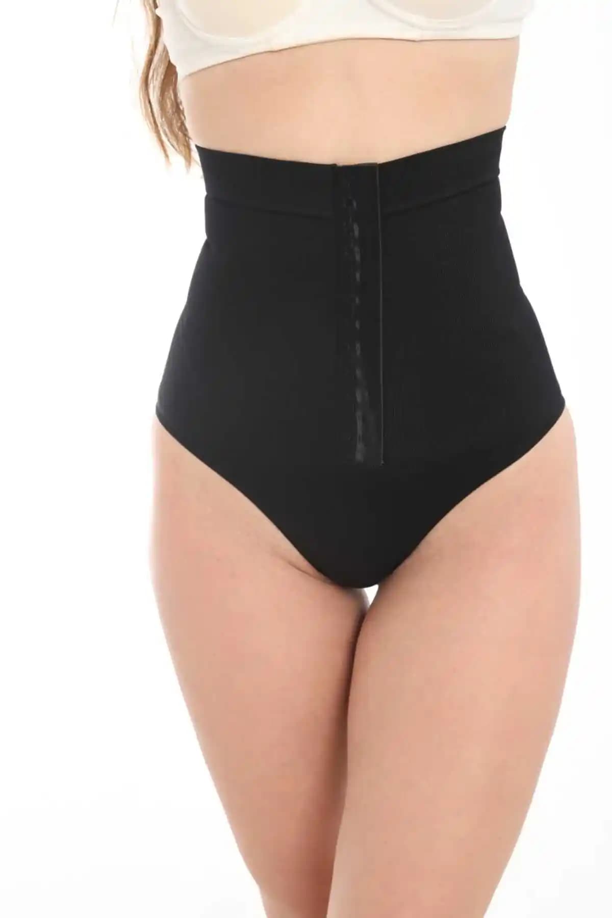 Norcia Sports Ayarlanabilir Slip Korse ile Günlük Şıklık ve Konfor Sağlayın