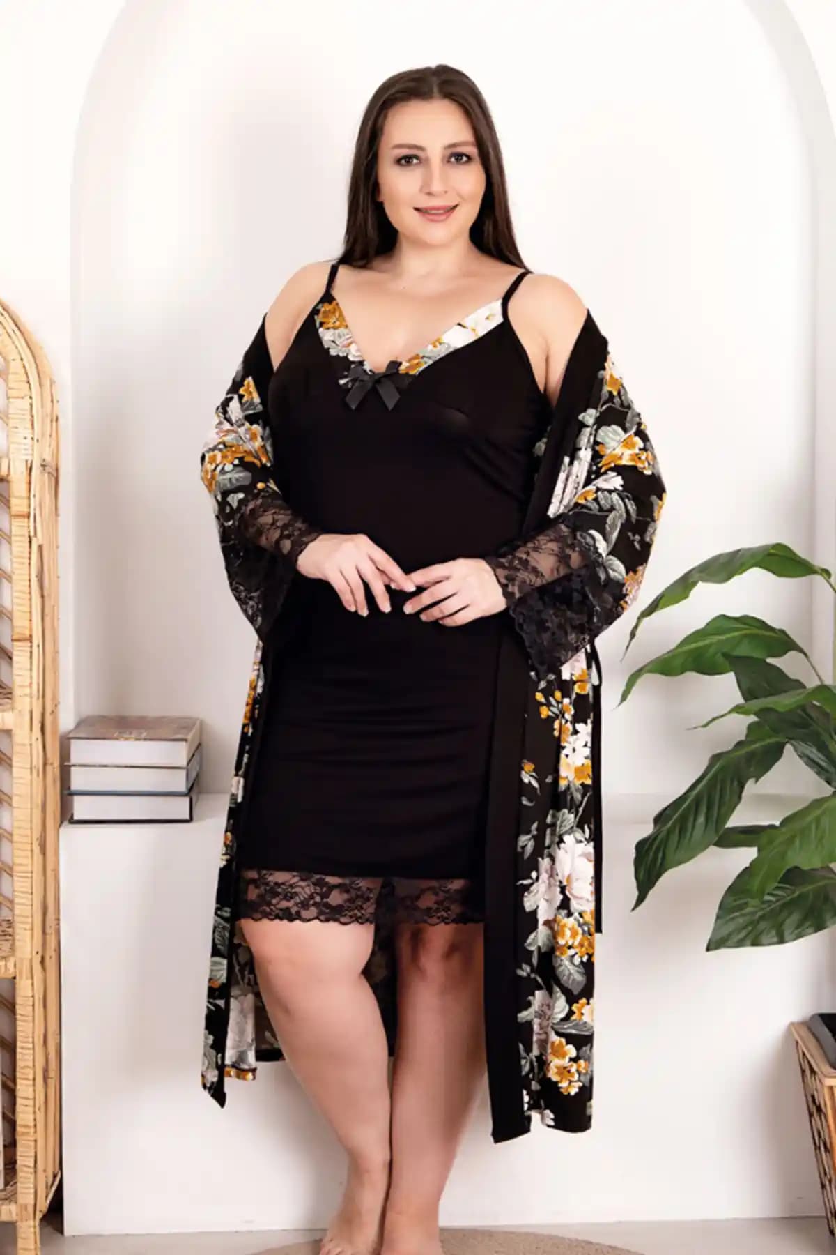 Viselya Büyük Beden Gecelik Sabahlık Takım: Şıklık ve Konforun Buluşması