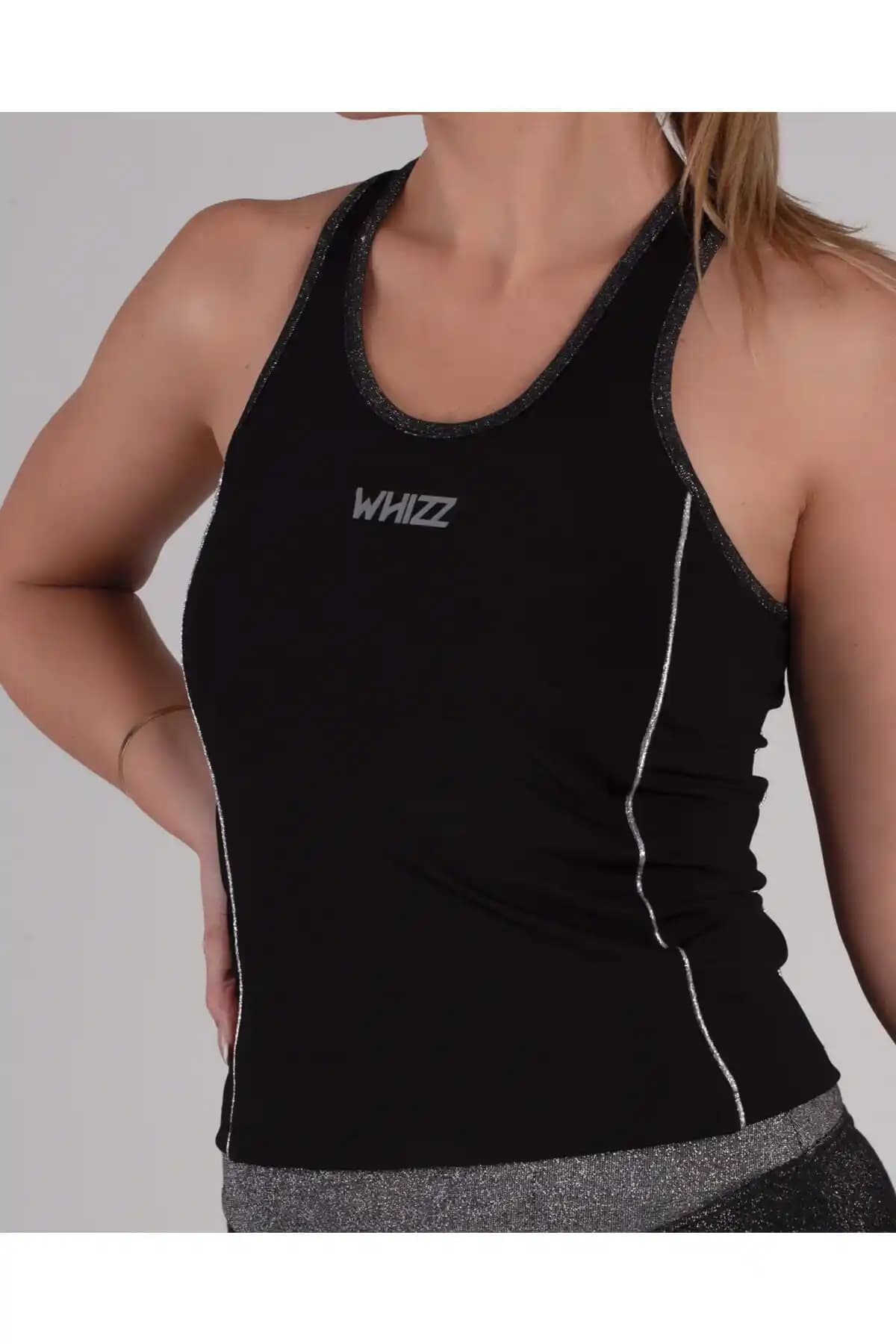 Whizz Activewear Atlet: Spor Şıklığı ve Fonksiyonelliğin Modern Buluşması