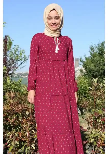 Bigdart 1627 Yaka Bağcıklı Tesettür Elbise: Şıklık ve Rahatlığın Zarif Buluşması