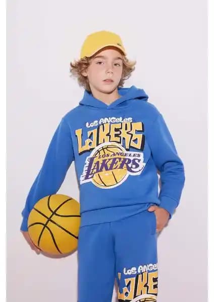 DeFacto Erkek Çocuk NBA Los Angeles Lakers Kapüşonlu Kalın Sweatshirt İncelemesi