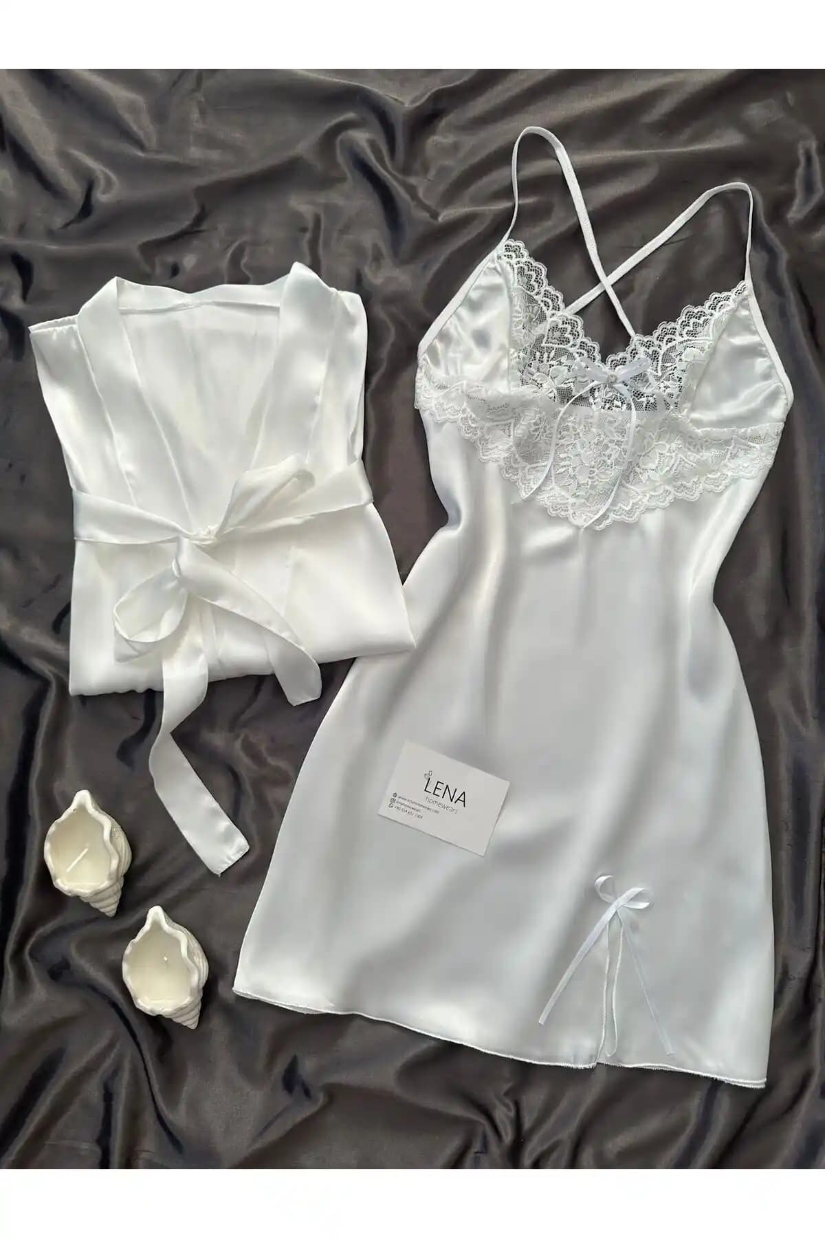 Lena Homewears Saten İkili Ekru Gecelik Sabahlık Seti ile Şıklık ve Konforun Buluşması