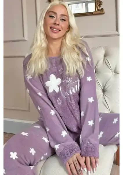 Pijama Evi Hello Winter Desenli Kadın Peluş Pijama Takımı - Sıcak ve Rahat Kışlık Seçenek