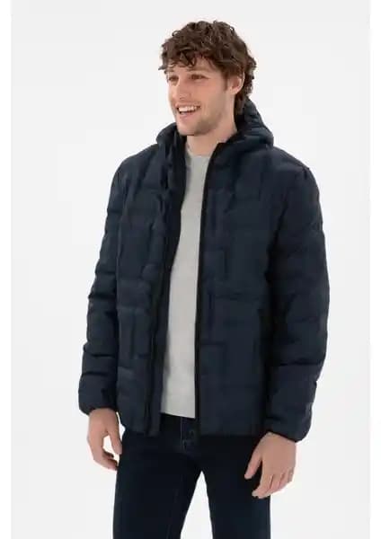 U.S. Polo Assn. Erkek Lacivert Mont 50292895-VR033: Modern Tasarım ve Günlük Konfor