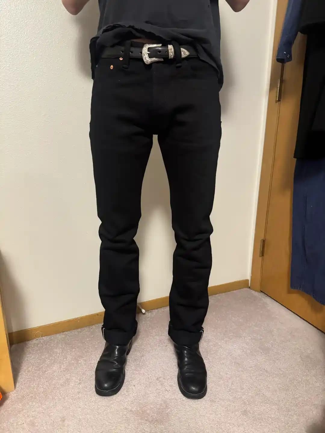 Iron Heart 666 SBG 21oz Kot Pantolon İncelemesi: Dar Kesim ve Dayanıklı Denim Özellikleri