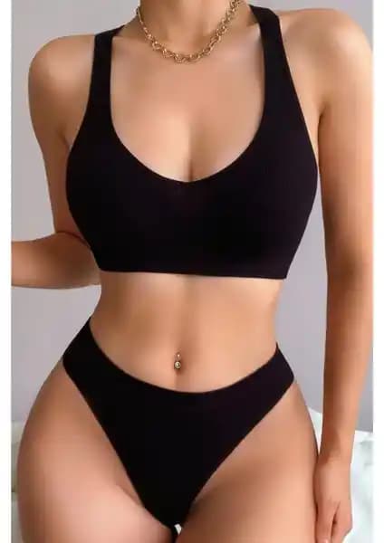 Kadın İç Giyim Ürünleri Karşılaştırması: Fancy&Dancy ve Merry See Gecelikleri