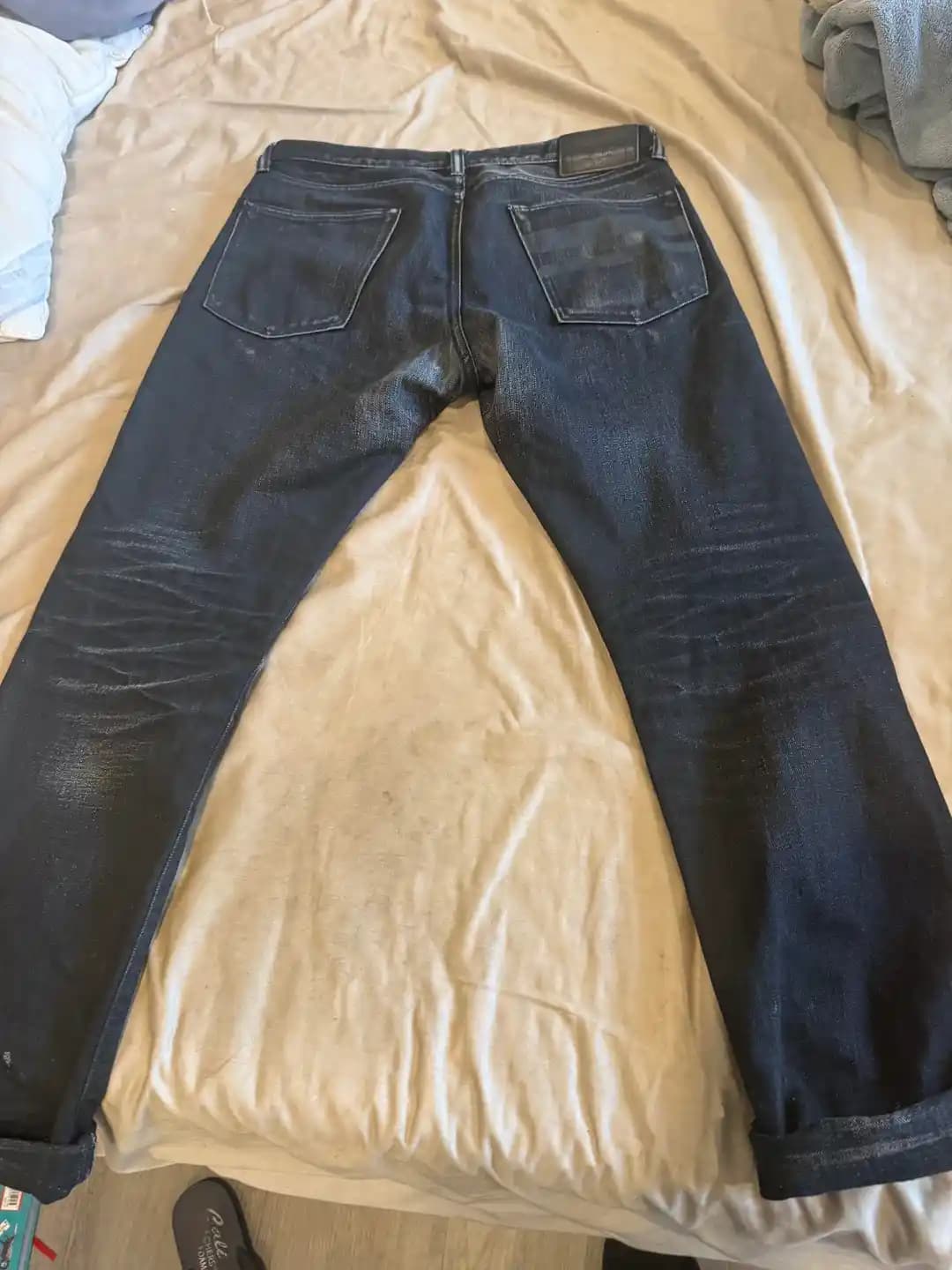 Raw Denim Pantolonlarda Beden Küçültme ve Çekme Yöntemleri Hakkında Detaylı Rehber