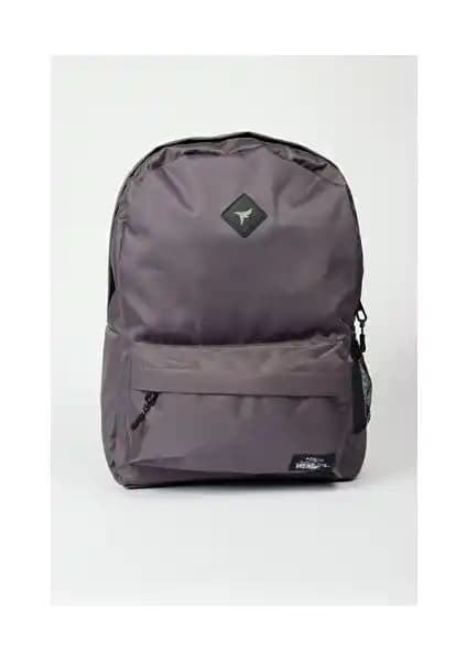 Sırt Çantası Karşılaştırması: Altınyılz<dı>z ve Paul Brand Ürünlerinin Özellikleri ve Kullanıcı Yorumları