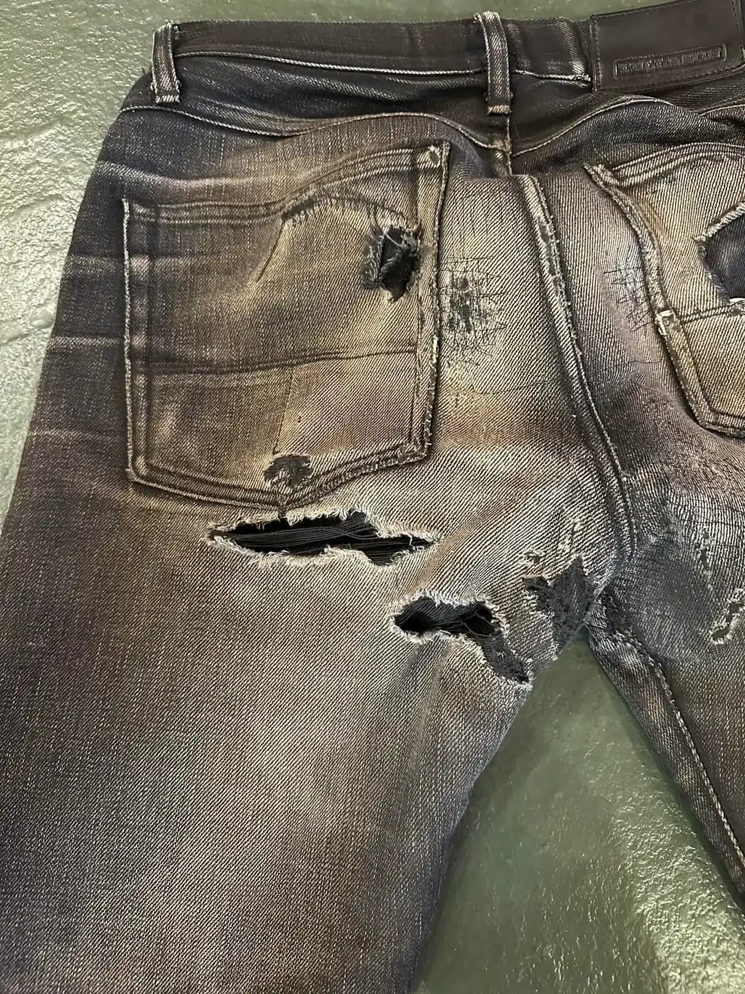 Tellason Ankara Kot Pantolonlarında Büyük Yırtık Onarımı ve Dayanıklılık Teknikleri